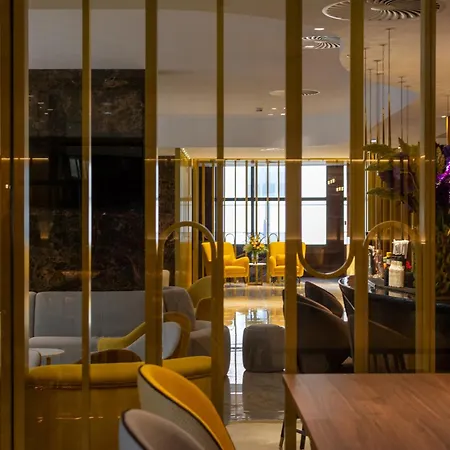 Vip Executive Suites Do Marques Hotel-3